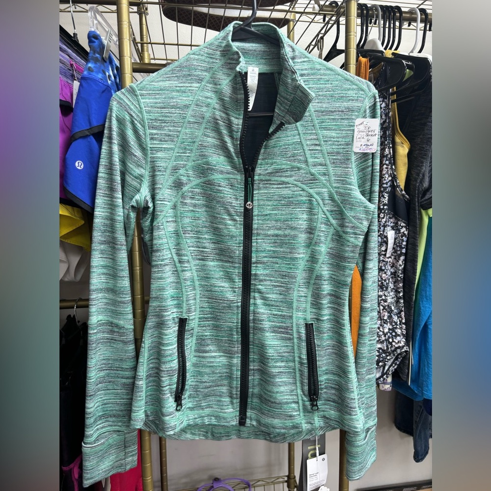 Lululemon Define jacket size 6